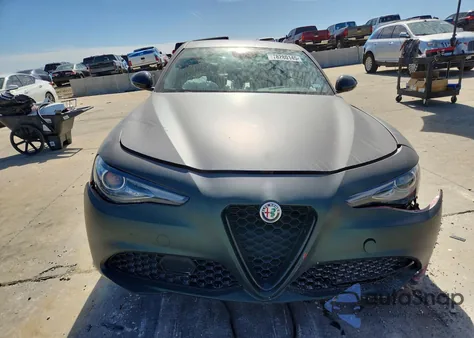 2020 Alfa Romeo Giulia z USA, uszkodzony, nr VIN ZARFAMAN2L7636042